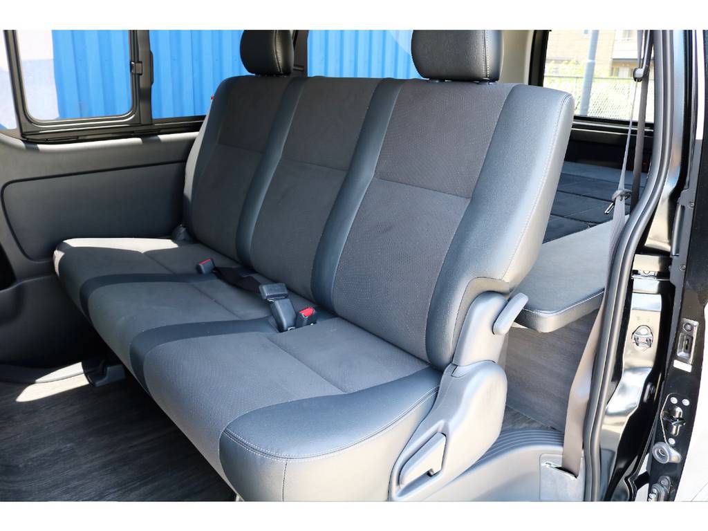 特別仕様車ダークプライム専用ハーフレザーシート☆
