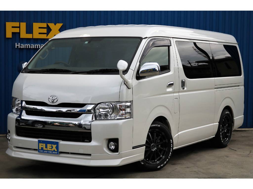 ２９年ハイエース４型ワゴン、ベット＆テーブル仕様☆