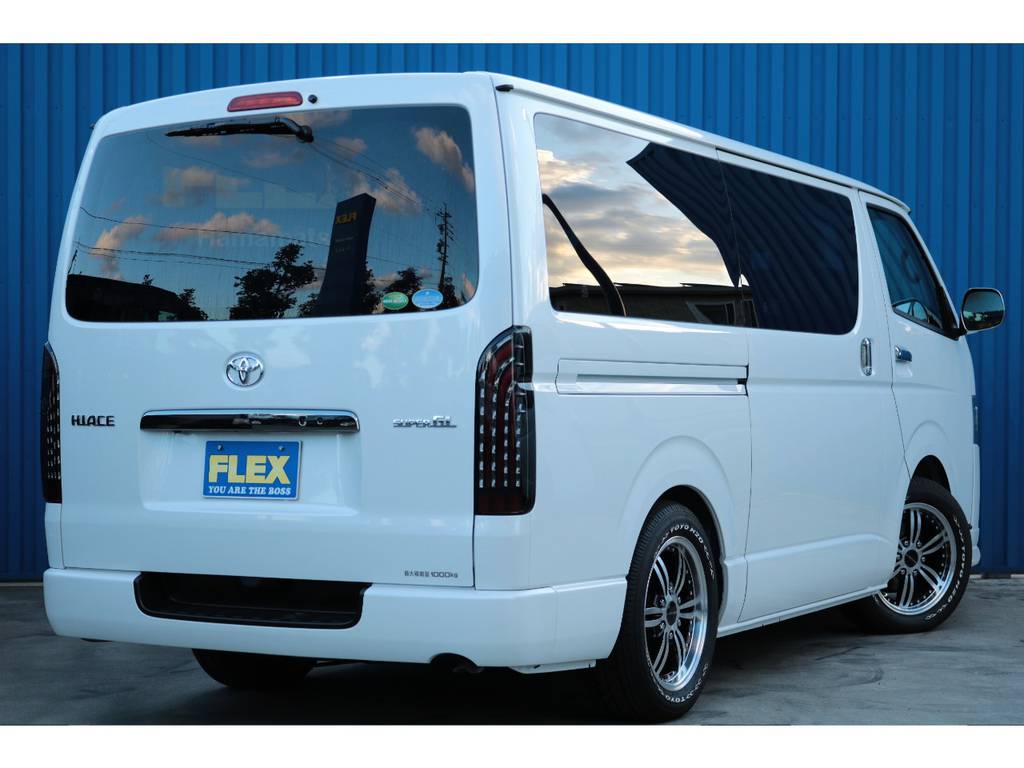 ＦＬＥＸ煌きテールランプ搭載☆