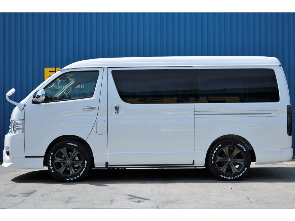 電動パワースライドドア搭載☆４ＷＤ、寒冷地、ドアヒーターミラー、１，５インチローダウン、Ｄｅｌｆｉｎｏｌｉｎｅスポイラー、フレックスアーバングランデホイール☆