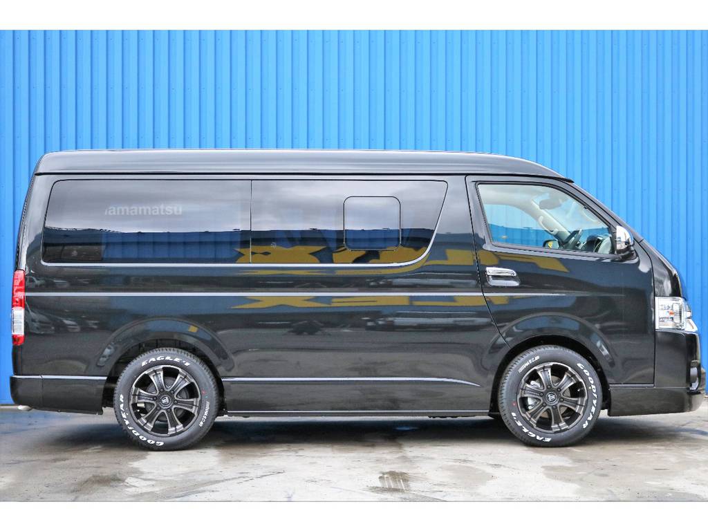 ４ＷＤ、１．５インチローダウン、電動パワースライドドア装備☆