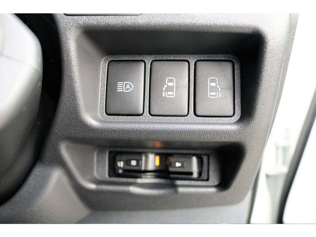電動両側パワースライドドア、オートハイビーム、ＥＴＣ装備☆