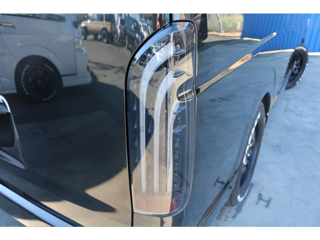 新品フレックスLEDテールランプ☆