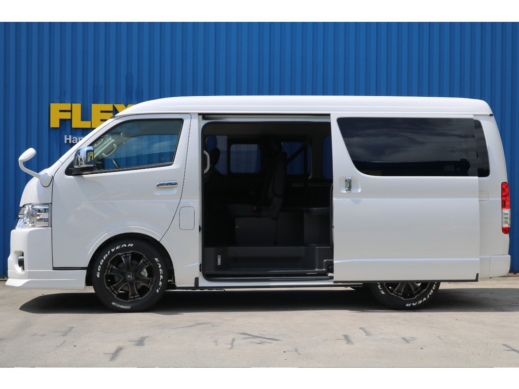 電動パワースライドドア搭載☆ローダウン済み！！ＦＬＥＸオリジナルカラー、バルベロＷ－ＤＥＥＰＳホイール＆グッドイヤーナスカータイヤセット☆