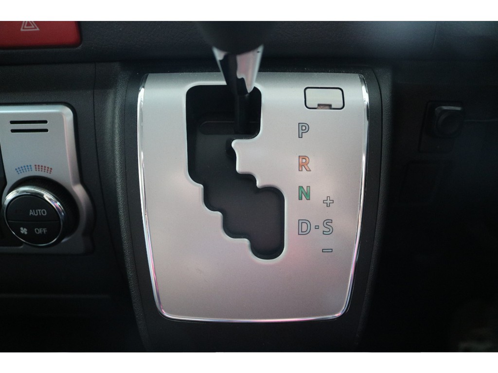 ６AT車両で、燃費も従来型よりもGOOD♪