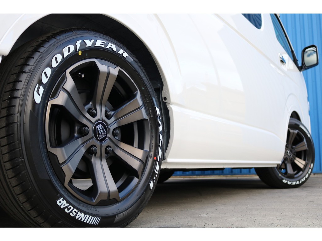 フレックスオリジナルカラー　バルベロアーバングランデ１７インチホイール♪