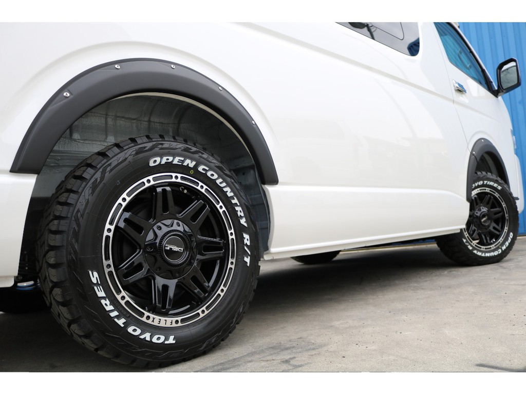 ＦＬＥＸオリジナルホイール、ＴＯＹＯオープンカントリータイヤ♪