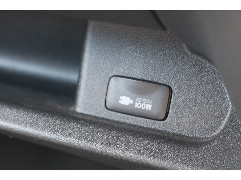メーカーop　AC100Vコンセント