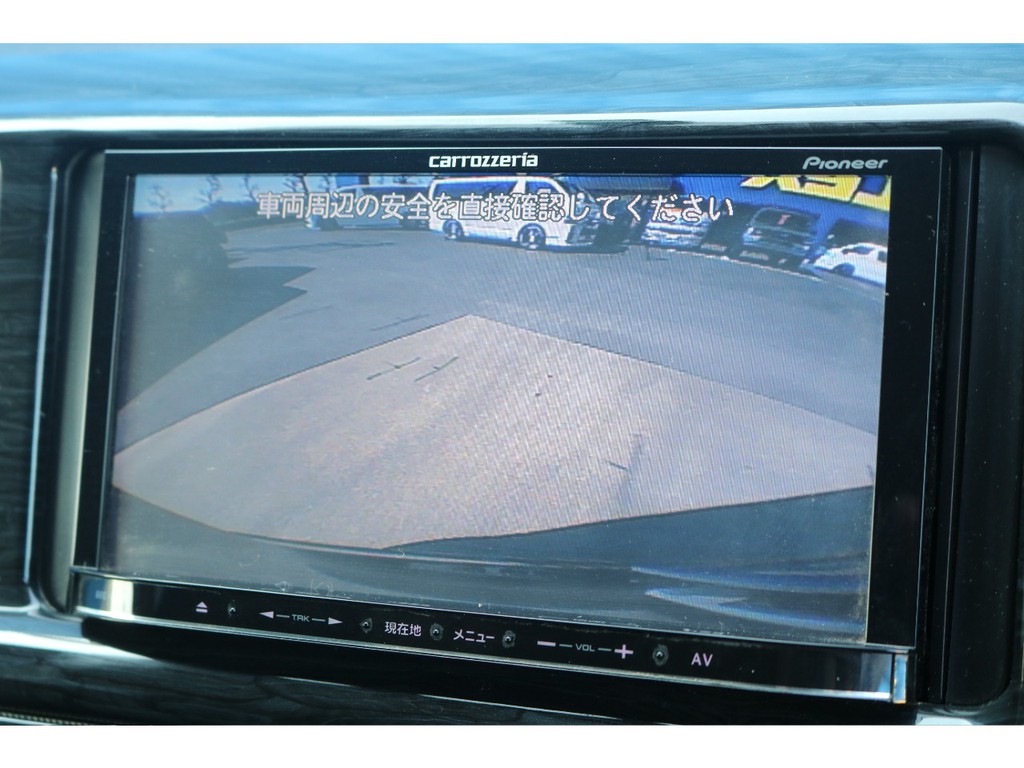 バックカメラも装備♪