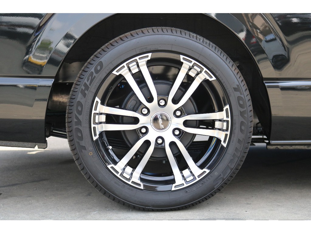 TOYO　H20　18インチ♪