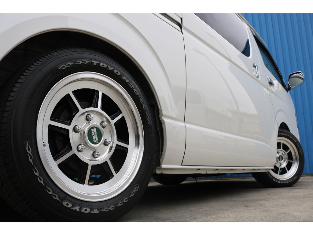 ＨＡＹＡＳＨＩＲＡＣＩＮＧホイールにＴＯＹＯ・Ｈ２０タイヤ♪