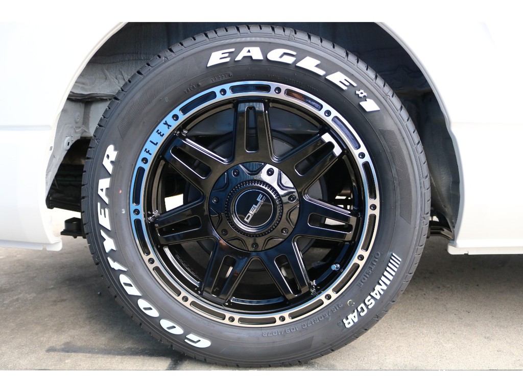 ＦＬＥＸオリジナルＤＥＬＦ０４ホイールにグッドイヤーナスカータイヤの組み合わせ♪
