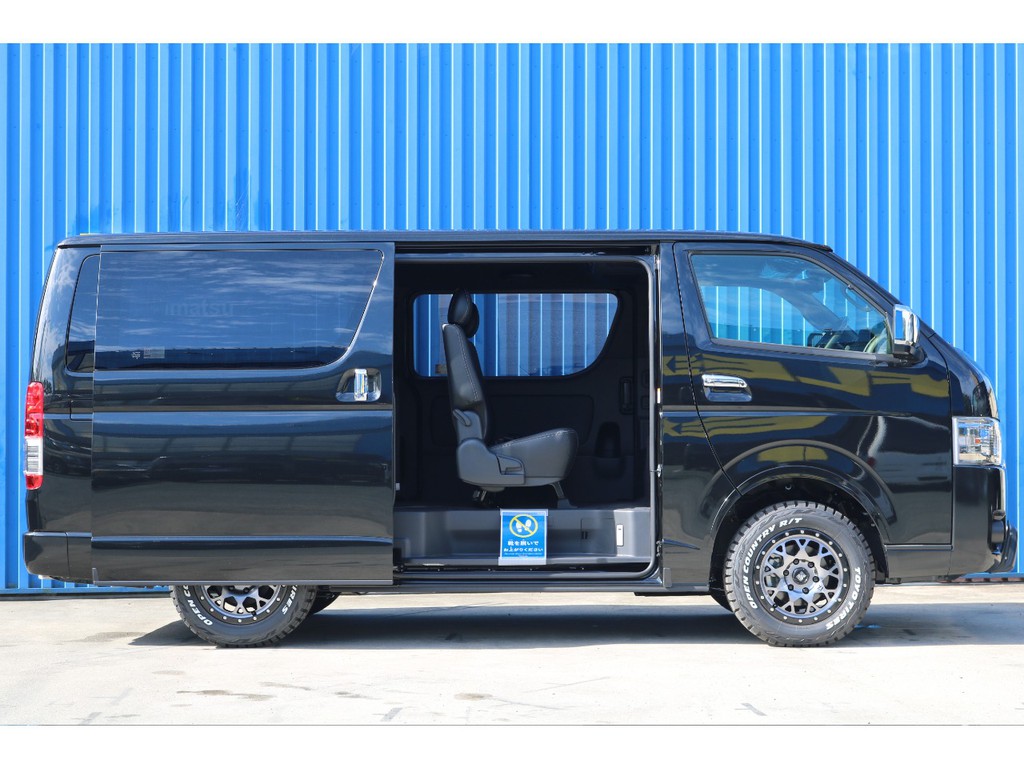 メーカーオプション電動パワースライドドア完備♪