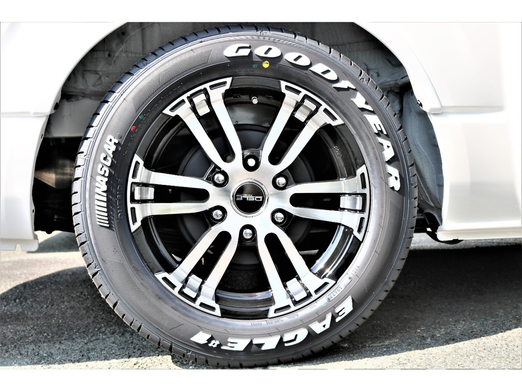 1.5インチローダウン、ＦＬＥＸアーバングランデホイール、グッドイヤーナスカータイヤ、ＦＬＥＸオーバーフェンダー、ＦＬＥＸフロントスポイラー♪
