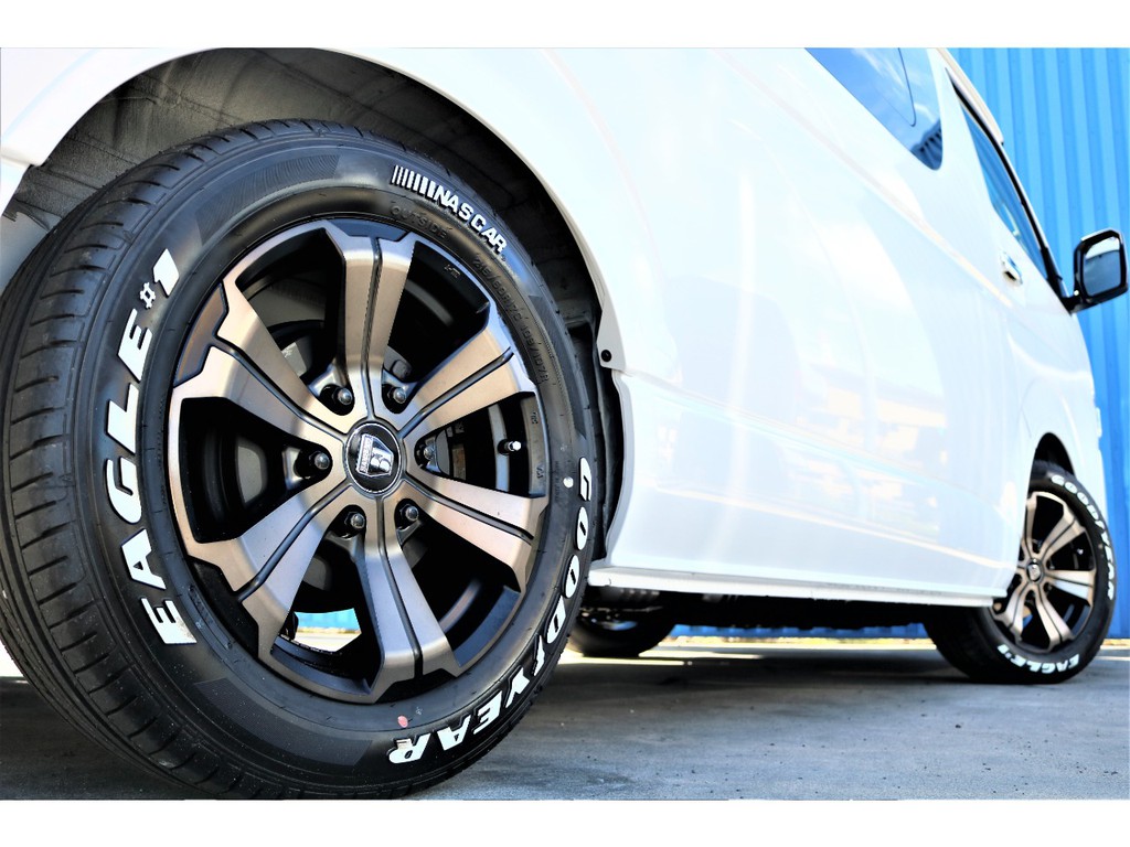 ＦＬＥＸアーバングランデホイールにグッドイヤーナスカータイヤの組み合わせ♪ＦＬＥＸオーバーフェンダーも装着されてます☆