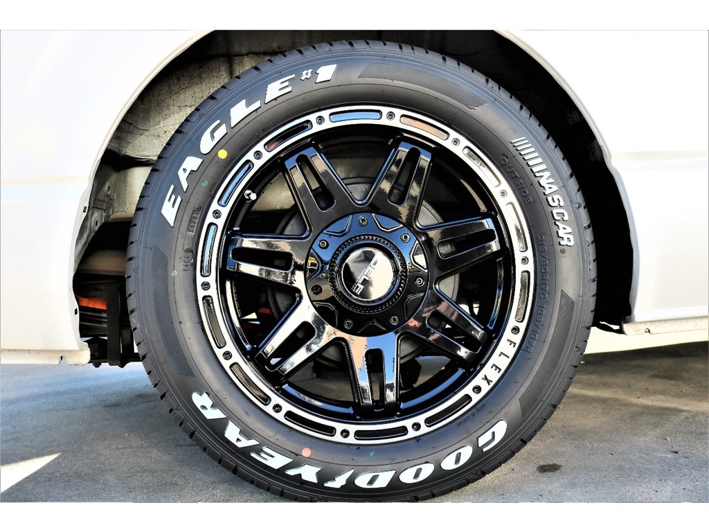 ＦＬＥＸオリジナルＤＥＬＦ０４ホイールにグッドイヤーナスカータイヤの組み合わせ♪