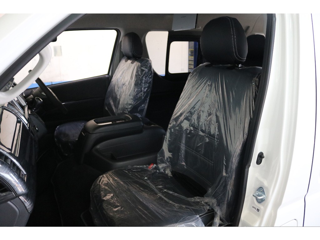 ＦＬＥＸオリジナルシートカバー装備♪