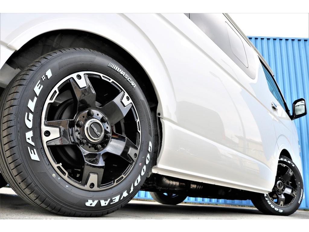 ＦＬＥＸオリジナルＤＥＬＦ０３、グッドイヤーナスカータイヤ、ＦＬＥＸオリジナルオーバーフェンダー♪