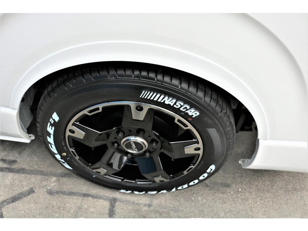 ＦＬＥＸホイールＤＥＬＦ０３、グッドイヤーナスカータイヤ、ＦＬＥＸオーバーフェンダー、２インチローダウン♪