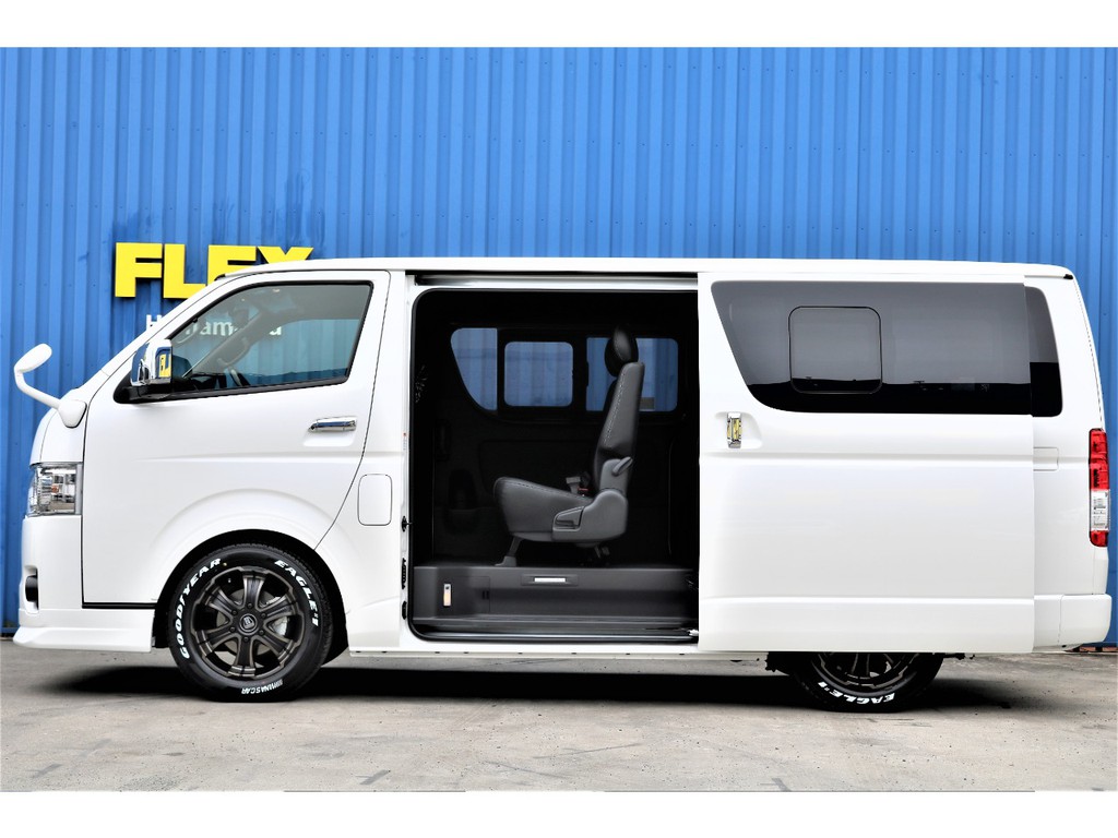 ２インチローダウン、ＦＬＥＸスポイラー、ＦＬＥＸオーバーフェンダー、ＦＬＥＸホイールＷ－ＤＥＥＰＳ、グッドイヤーナスカータイヤ♪