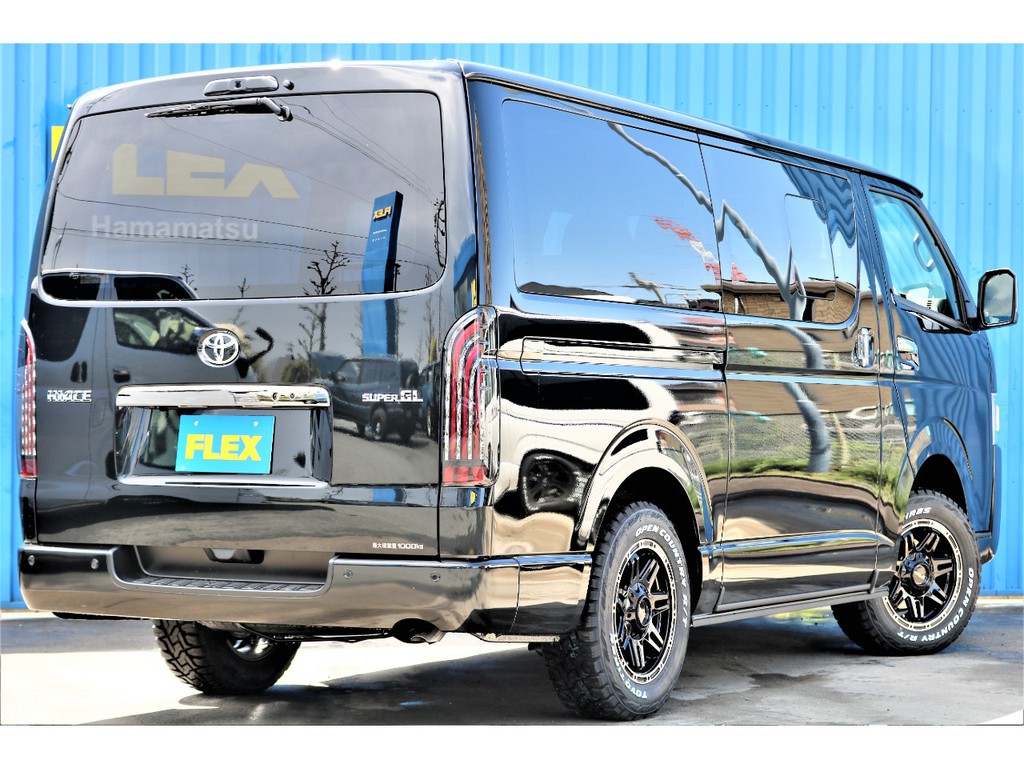 ＴＲＤフロントスポイラーＬＥＤ付き、ＦＬＥＸホイールＤＥＬＦ０４、ＴＯＹＯオープンカントリータイヤ、ＦＬＥＸ煌ＲＥＤテールランプ♪