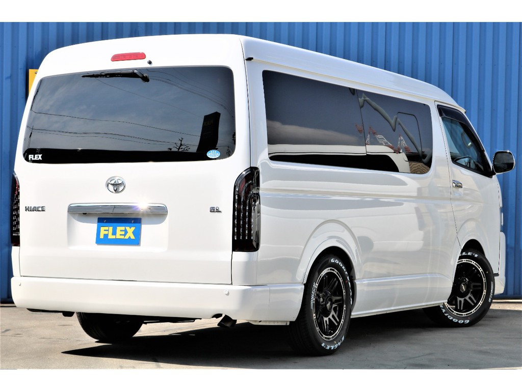 ２インチローダウン、ＦＬＥＸスポイラーＶｅｒ１、ＦＬＥＸオーバーフェンダー、ＦＬＥＸホイールＤＥＬＦ０４、グッドイヤーナスカータイヤ、ＦＬＥＸ煌テールランプ♪