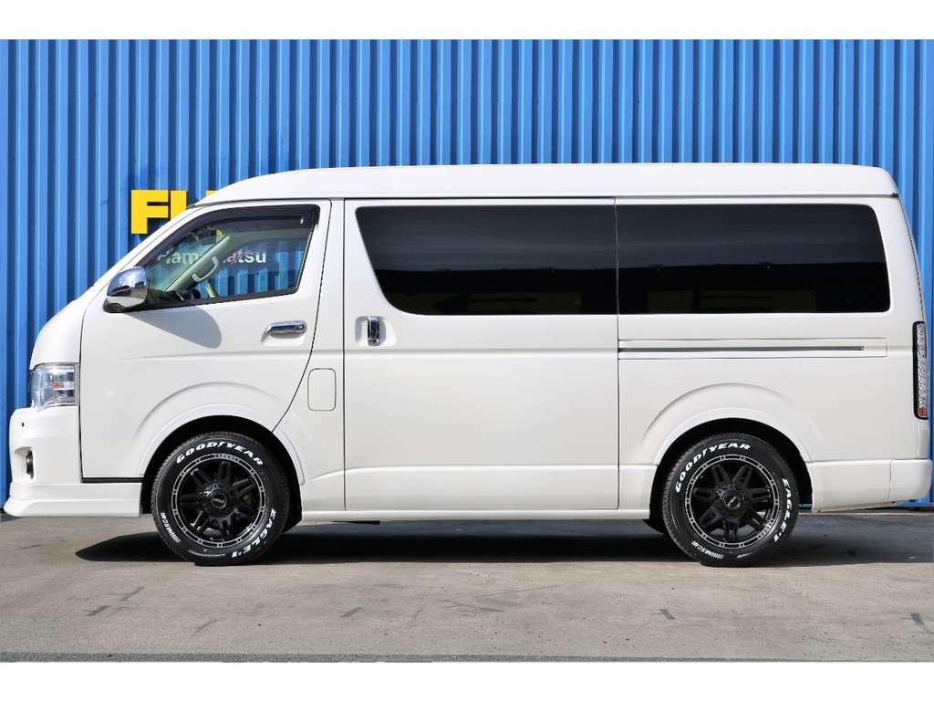 ＦＬＥＸフロントスポイラー、ＦＬＥＸオーバーフェンダー、ＦＬＥＸホイールＤＥＬＦ０４、グッドイヤーナスカータイヤ、LＥＤテールランプ♪