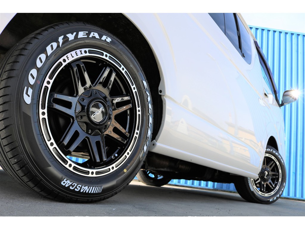 ＦＬＥＸフロントスポイラー、ＦＬＥＸオーバーフェンダー、ＦＬＥＸホイールＤＥＬＦ０４、グッドイヤーナスカータイヤ、LＥＤテールランプ♪