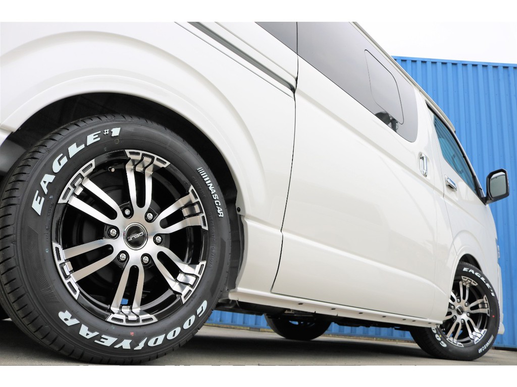 ２インチローダウン、ＦＬＥＸフロントスポイラー、ＦＬＥＸオーバーフェンダー、ＦＬＥＸホイールＤＥＬＦ０２、グッドイヤーナスカータイヤ♪