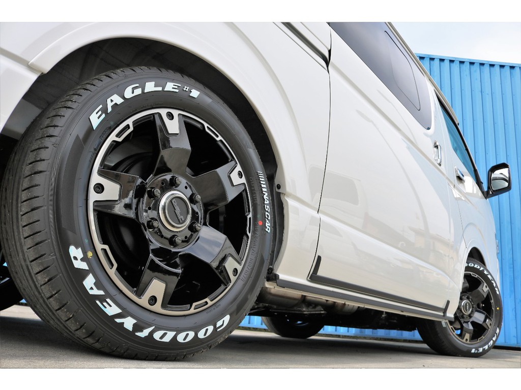 １．５インチローダウン、ＦＬＥＸフロントスポイラー、ＦＬＥＸオーバーフェンダー、ＦＬＥＸホイールＤＥＬＦ０３、グッドイヤーナスカータイヤ♪