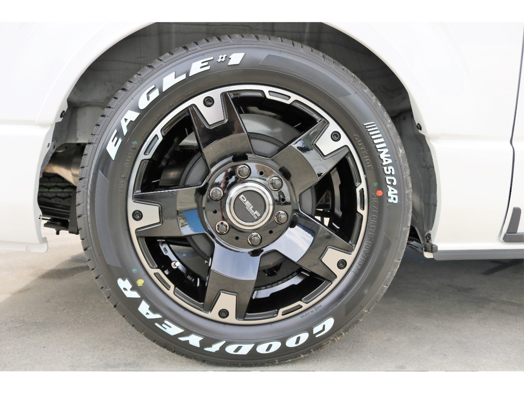 １．５インチローダウン、ＦＬＥＸフロントスポイラー、ＦＬＥＸオーバーフェンダー、ＦＬＥＸホイールＤＥＬＦ０３、グッドイヤーナスカータイヤ♪