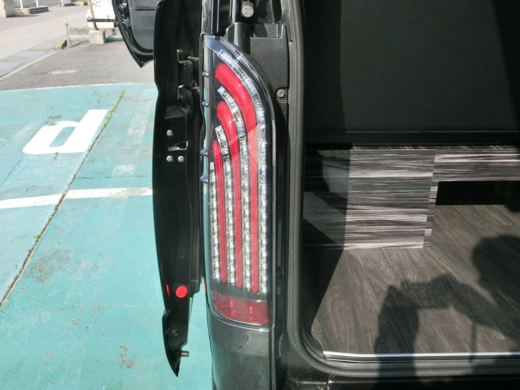４１５コブラ「ライトセイバー」フルＬＥＤテール！こちらもちょっと高級テールです！