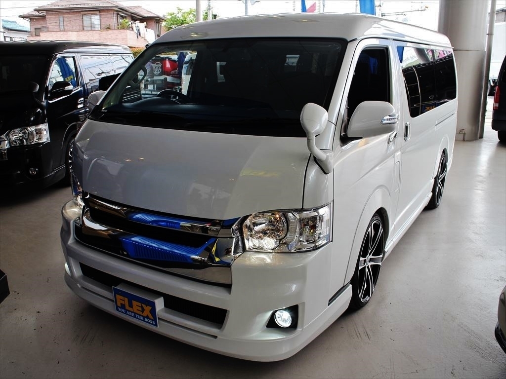 【ALFLEX　VISTA2段ベット内装架装】新車ハイエースW－GLパール2WD　当店は内装だけでは気が済まない！！内外装フル一見の価値有！