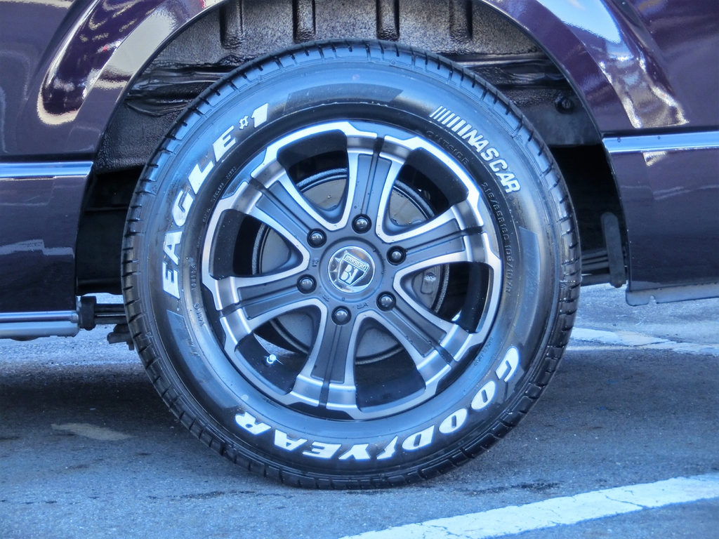ワイドバンディーゼル２ＷＤ　3型限定車プライムセレクション紫登場!ハイエースバン　ワイドスーパーＧＬ　紫ディーゼル☆