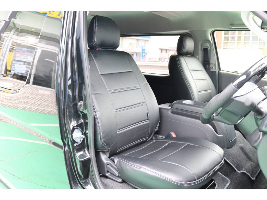 全席シートカバー装備♪