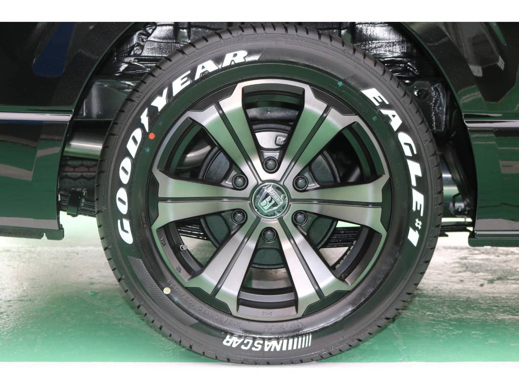 ＦＬＥＸバルベログランデ１７インチＡＷ＆ナスカータイヤ♪