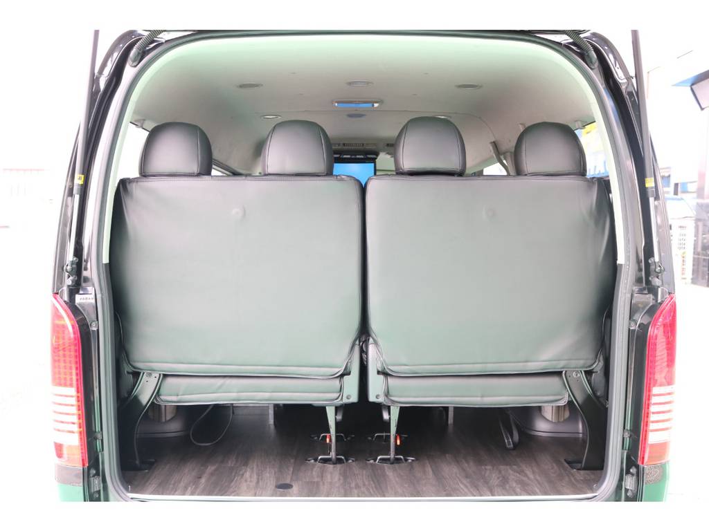 全席シートカバー・フローリング装備♪