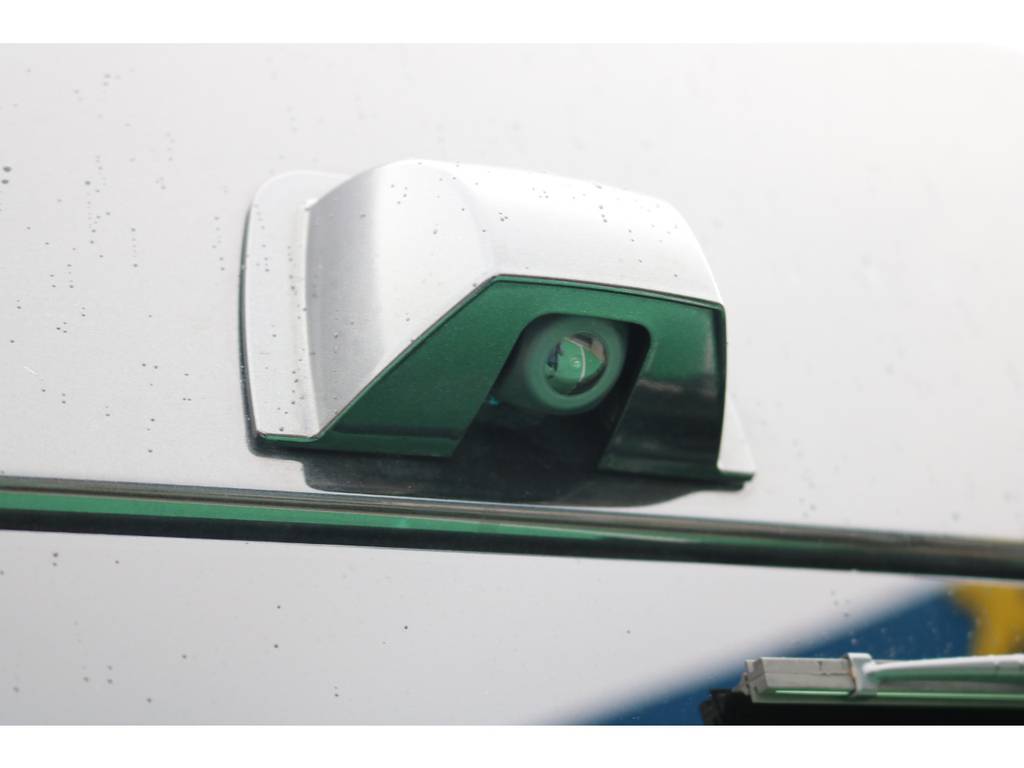 バックカメラ装備♪