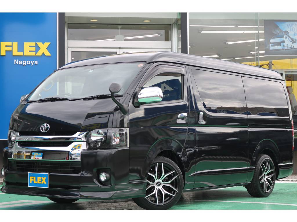 ４型ワゴンＧＬ・ＦＬＥＸ Ｂｌａｃｋ Ｃｕｓｔｏｍ入庫♪