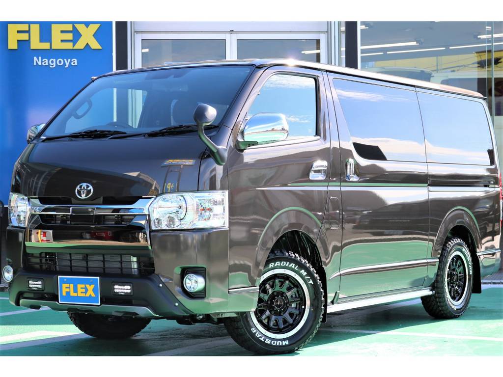 トヨタ ハイエースバン 2.8 スーパーGL 50TH アニバーサリー リミテッド ロングボディ ディーゼルターボ 4WD　50TH限定カラーの入庫です！！