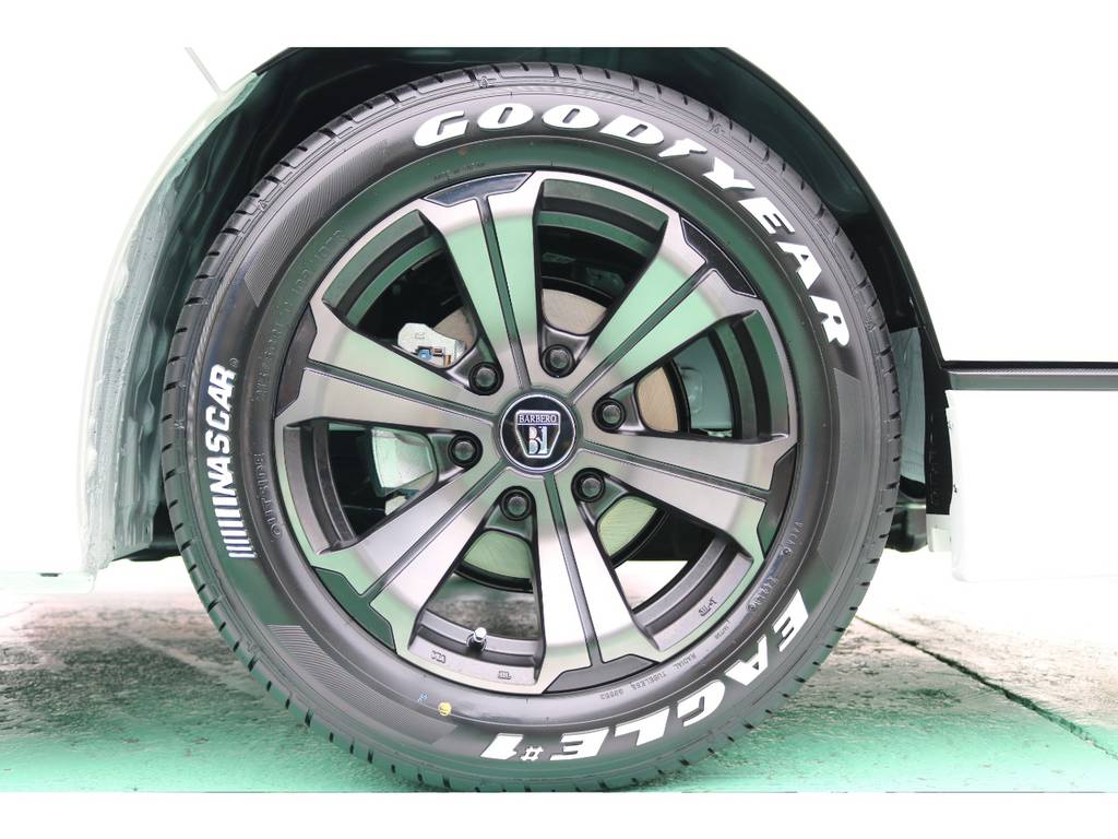 FLEX限定カラーバルベロアーバングランデ17インチナスカータイヤセット