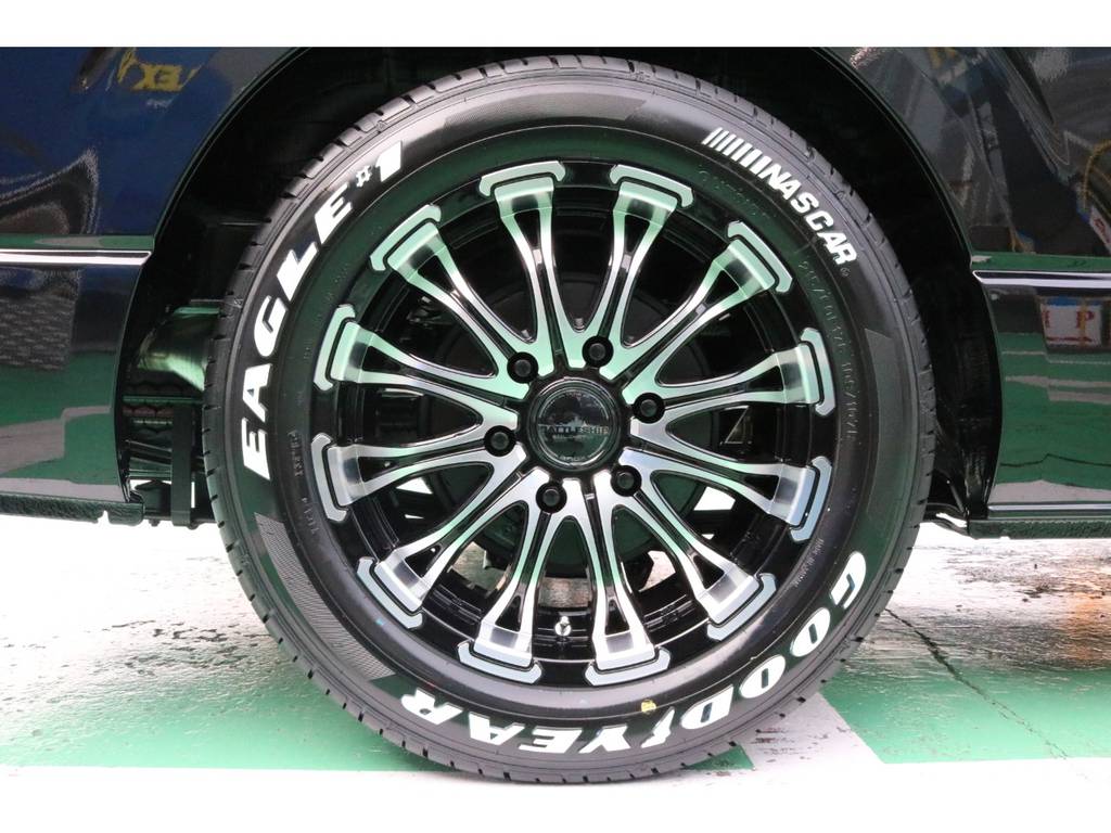 ホイールはバトルシップ１をセレクト！　タイヤは鉄板のナスカーイーグル♪