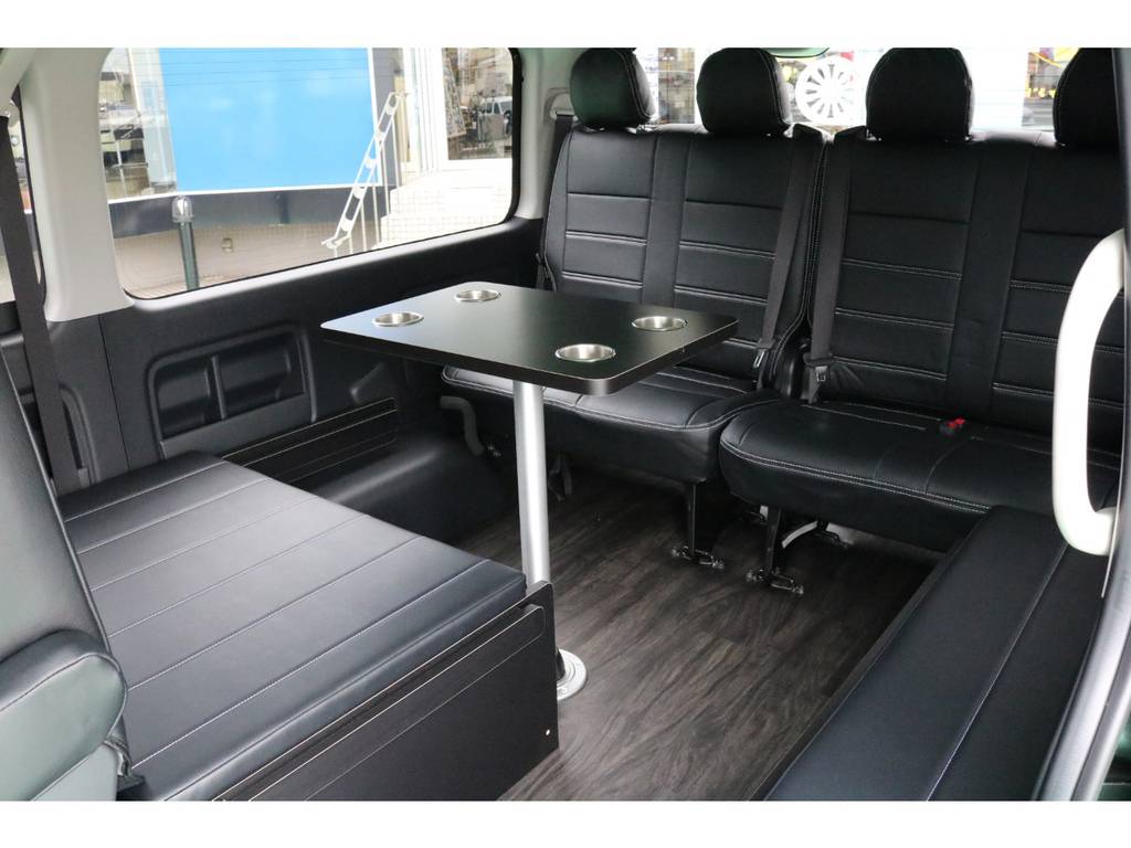 車内での会話が盛り上がる内装です！