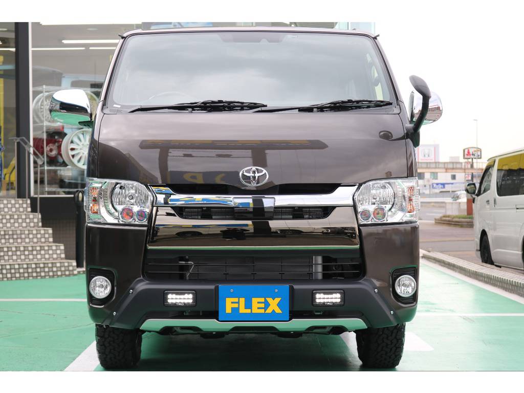 TRDフロントスポイラーに50TH限定カラーの組み合わせ！決まってます！！