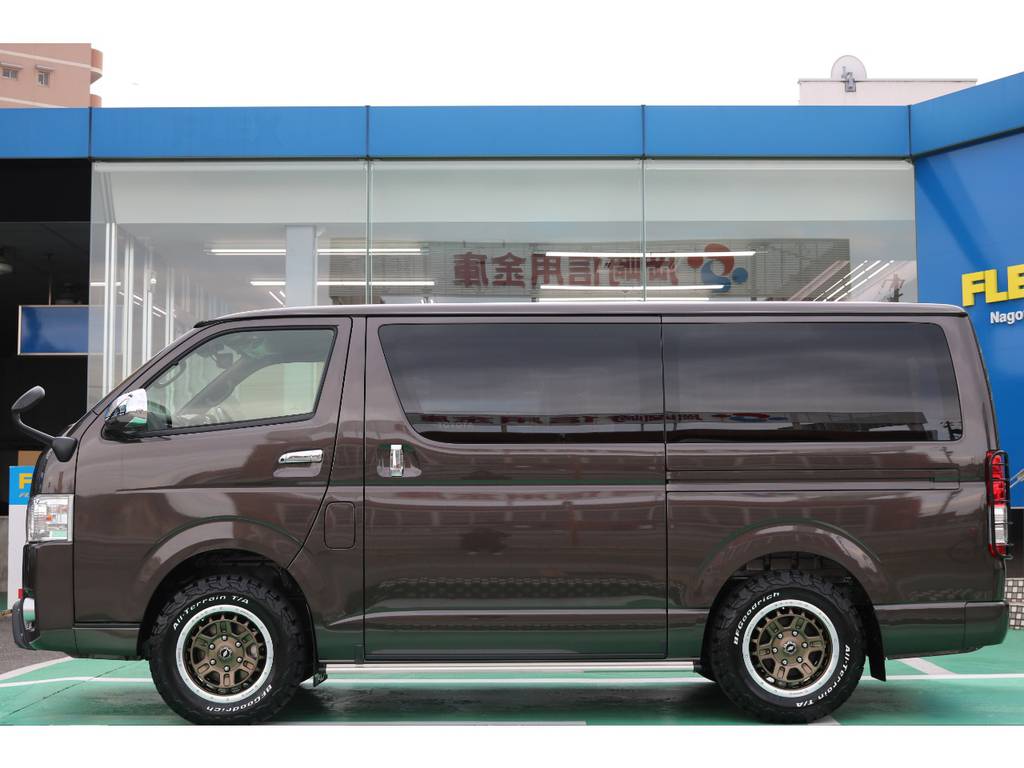 あえての純正車高でオフロード感が出てます！！