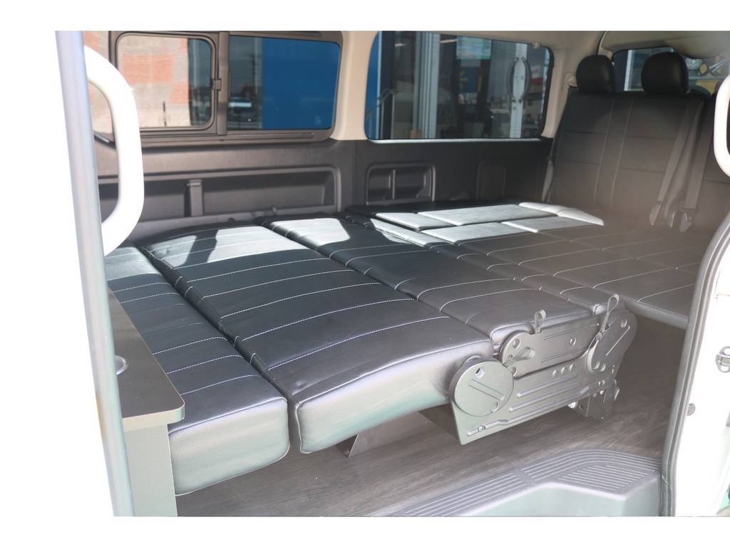 内装がこのように手の加えられている中古車は本当に激レアです！！　お問い合わせはお早めに！！