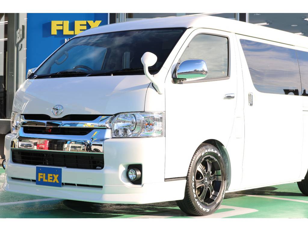 FLEXオリジナルパーツで多数カスタムされたハイエースワゴンGLです♪