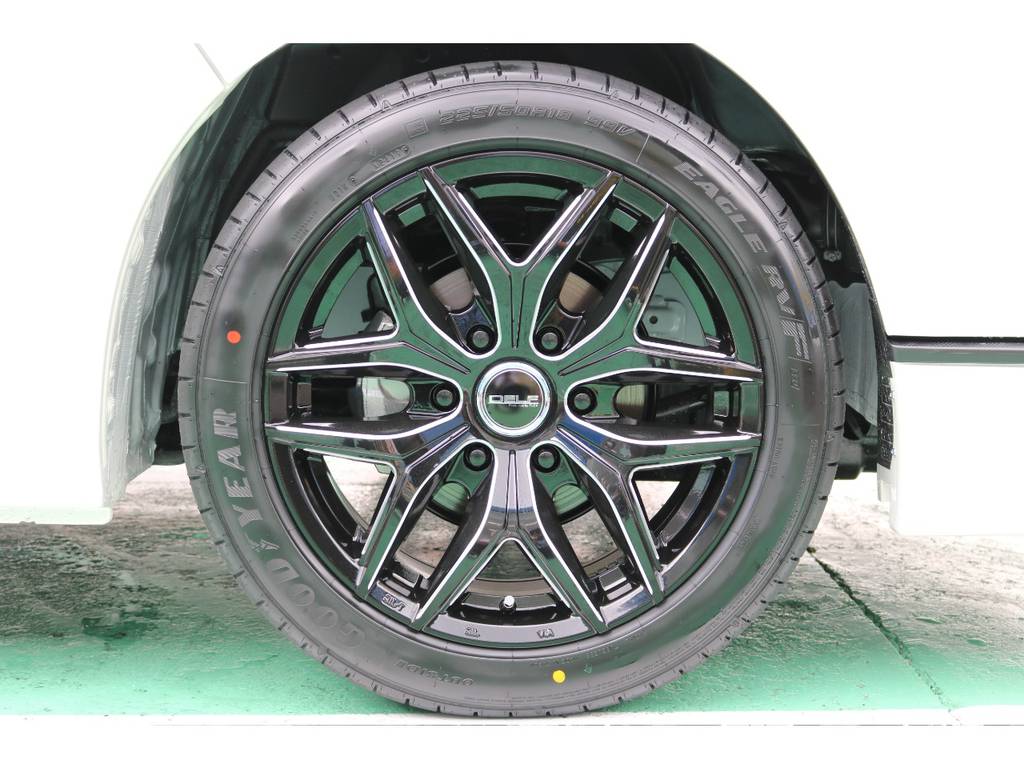 新品ＤＥＬＦ01　BM　18インチAW!!