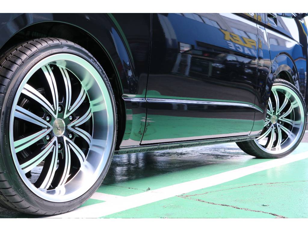20インチですので迫力があります！！（車検時交換が必要です）