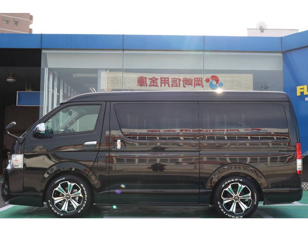 電動パワースライドドアで乗降り楽々！